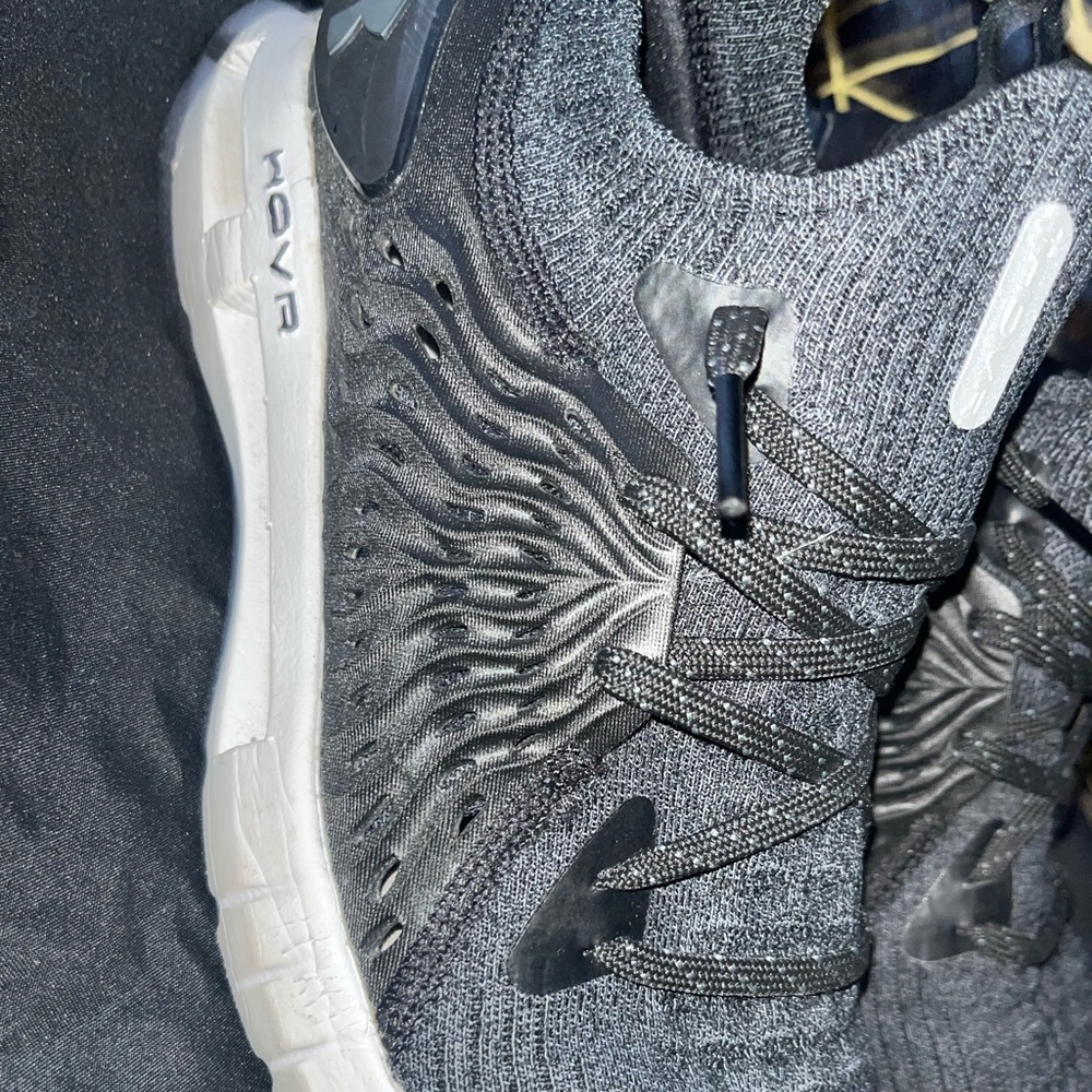 Under Armour Women Sneakers Size 7